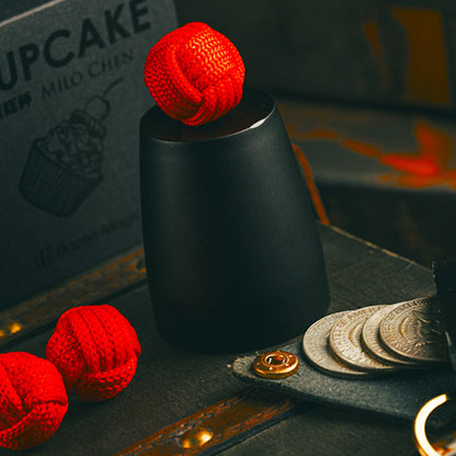 Cupcake 2.0 (Metal) by Milo and Bacon Magic