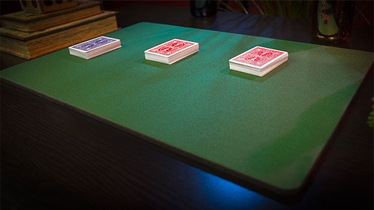 Deluxe Close-Up Pad 16X23 (Green) by Murphy's Magic Supplies