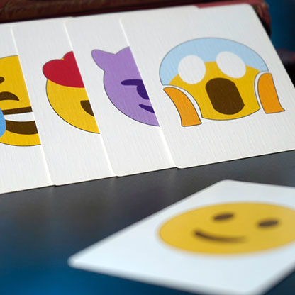 Emojiesp by Nexus and Amor Magic
