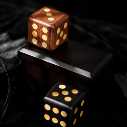 Hearken Dice by TCC Magic and Classicho