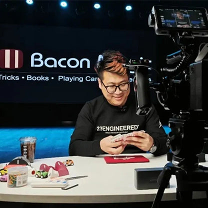 Flexible Wave by Wang Zhe & Bacon Magic