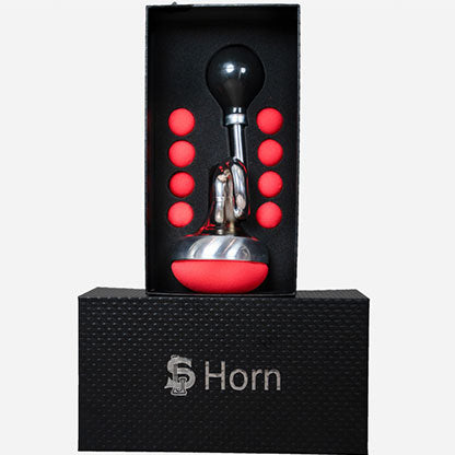 The Horn by Leo Smetsers
