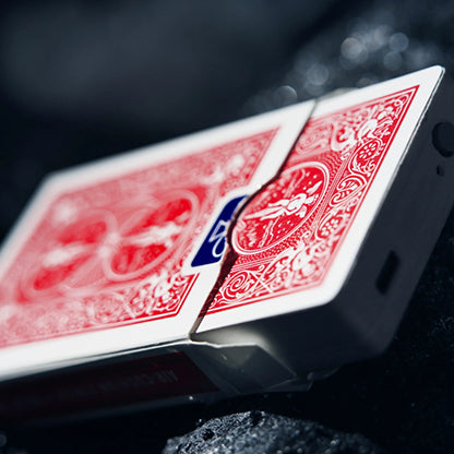 Leviti Deck by PITATA