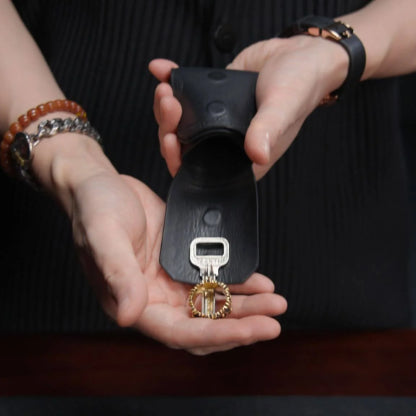Sparrow Wallet by Steven Ng, Chris James & TCC Magic