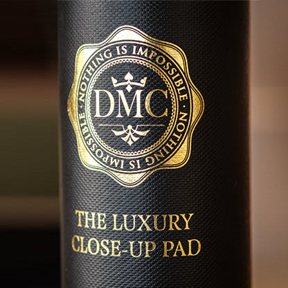 The DMC Luxury Close-Up Pad